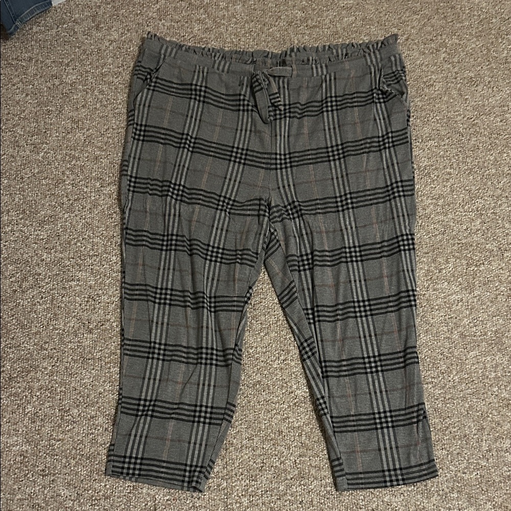 Torrid Black and Gray Plaid Pants